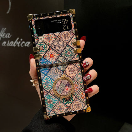 Samsung Galaxy Z Flip4 Case With Ring & Strap - Blue Mandala
